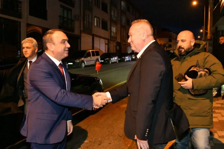 Vali Soytürk Batı Trakya Gazeteciler Derneğini Ziyaret Etti