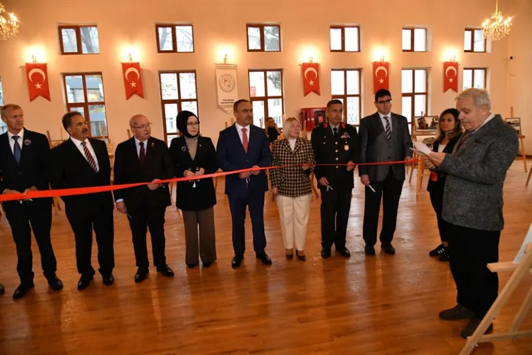 Vali Soytürk Eski Tekirdağ Fotoğrafları Sergisi’nin Açılışını Yaptı