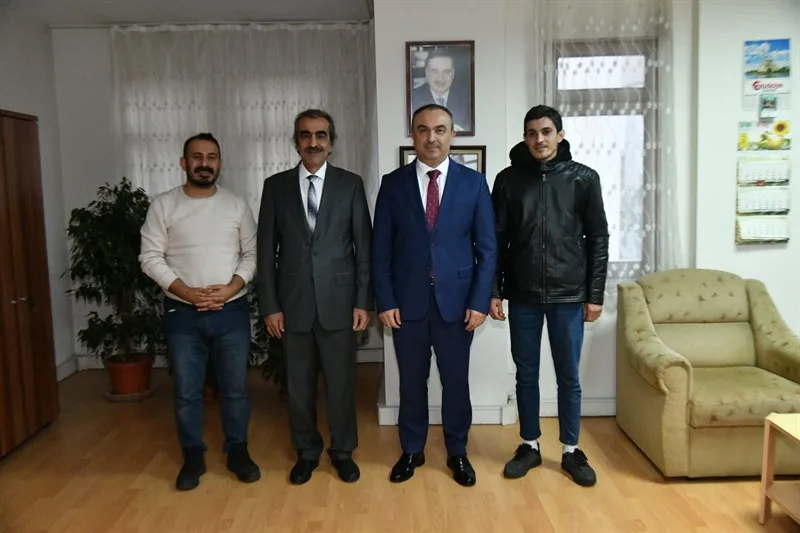 Vali Soytürk İhlas Haber Ajansını Ziyaret Etti Vali Soytürk İhlas Haber Ajansını Ziyaret Etti