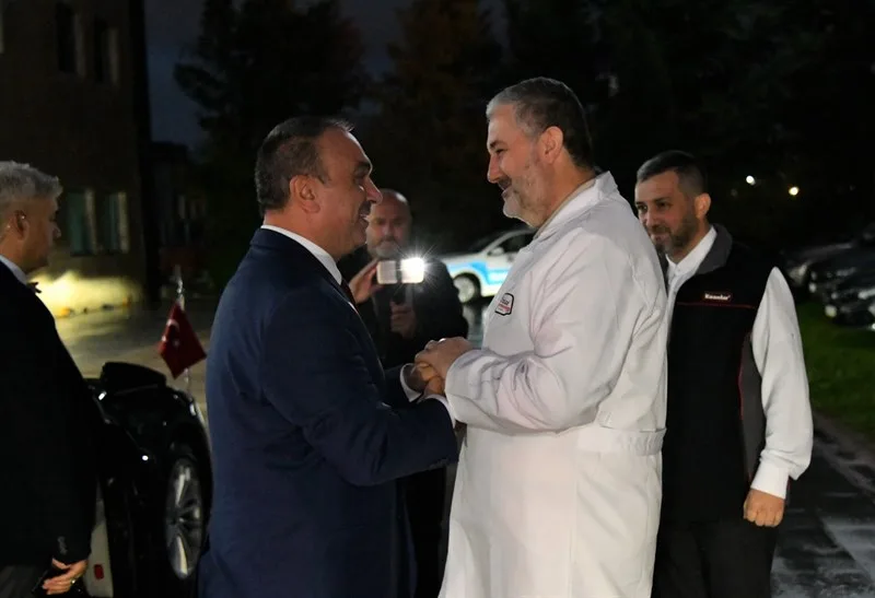 Vali Soytürk Kaanlar Firması’nı Ziyaret Etti Vali Soytürk Kaanlar Firması’nı Ziyaret Etti