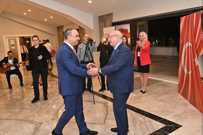 Vali Soytürk ve Eşi Nurdan Soytürk Tekirdağ’ın Kurtuluş Günü Kabul Töreni’ne Katıldı