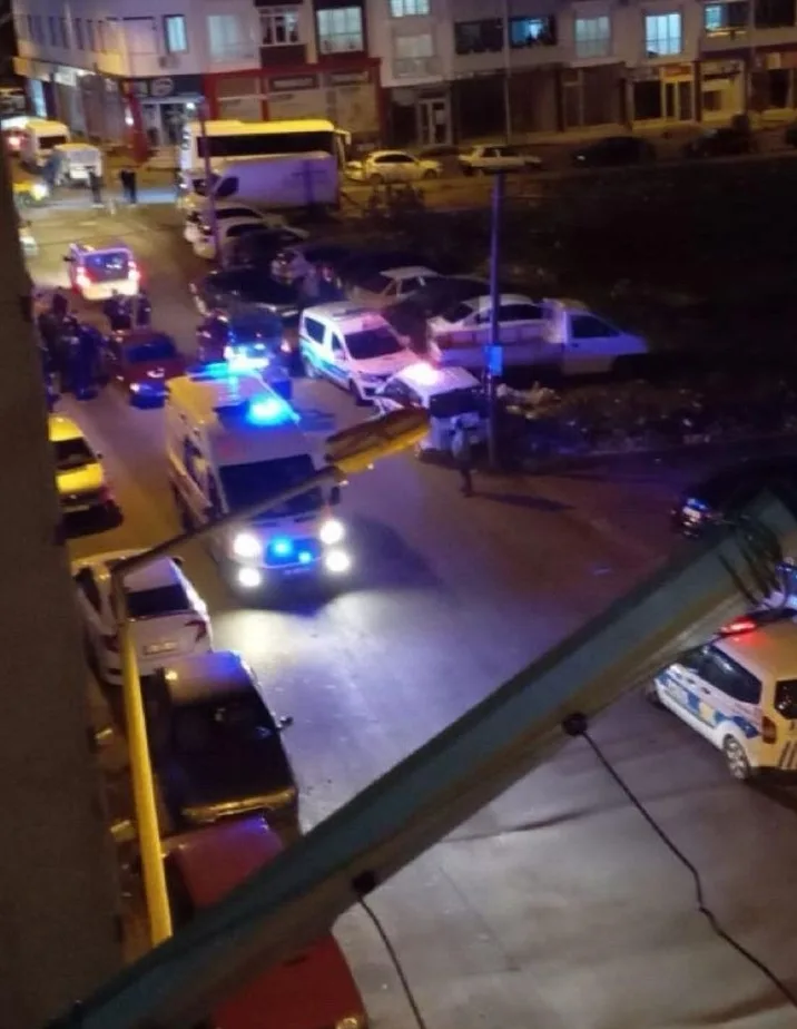 Husumetli Kavgası Kanlı Bitti: 1 Yaralı!