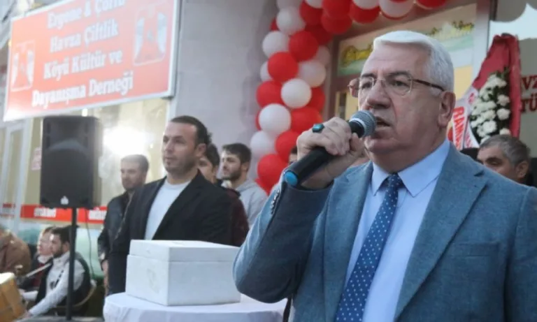 Başkan Yüksel Havza Çiftlik Köyü Derneği Açılışına Katıldı