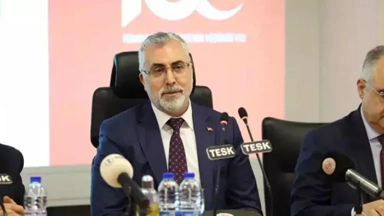 Deprem bölgesindeki sigortalıların prim borcu ödeme süresi 31 Mayıs’a ertelendi | Ekonomi