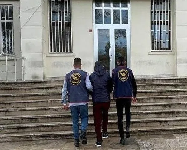 Edirne’de 14 yıl hapis cezasıyla aranan hükümlü yakalandı
