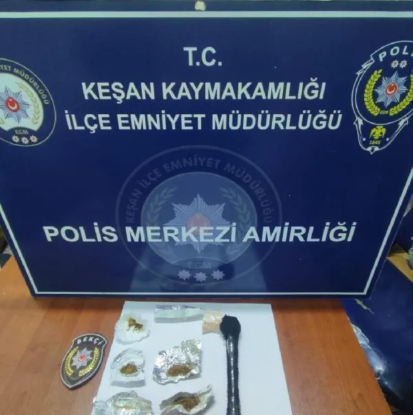Edirne’de üzerinde uyuşturucuyla yakalanan şüpheliye gözaltı