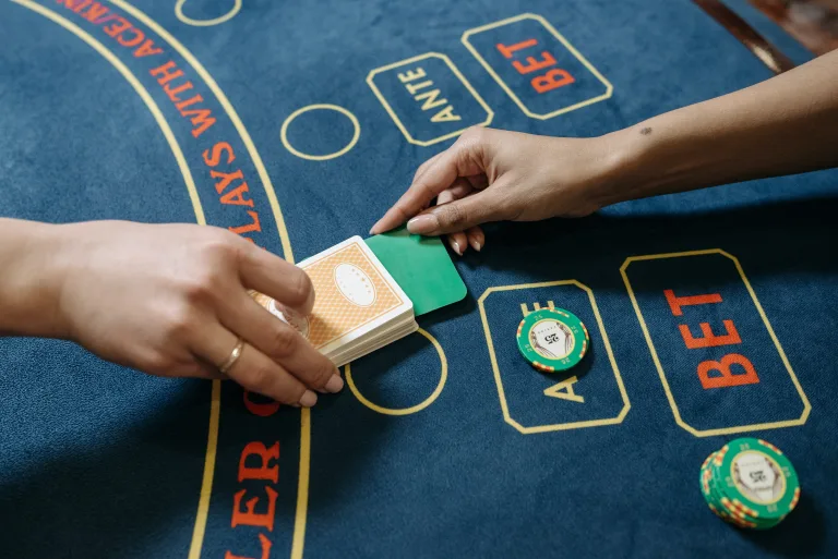 Rakibinizi açığa çıkarın ve Pin Up casino AZ web sitesinde kazanın. Kazanmanın temel ipuçları;