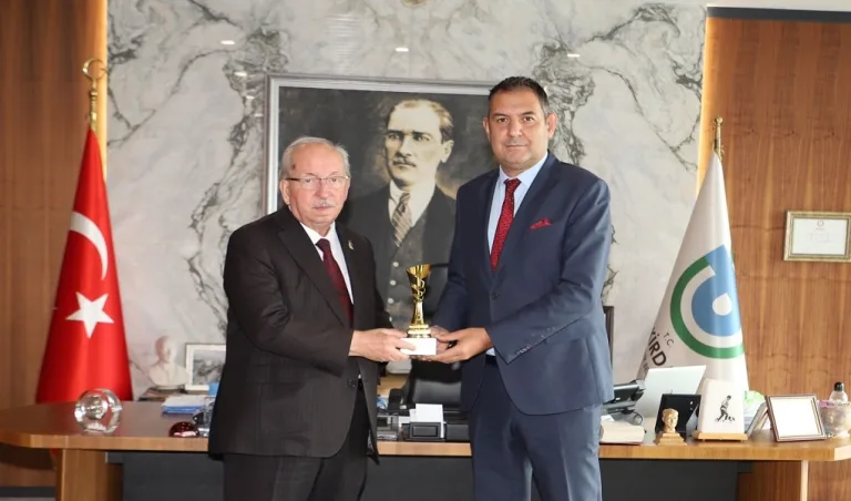 Büyükşehir Belediyesi Şehir Tiyatrosu’na Bir Ödül Daha