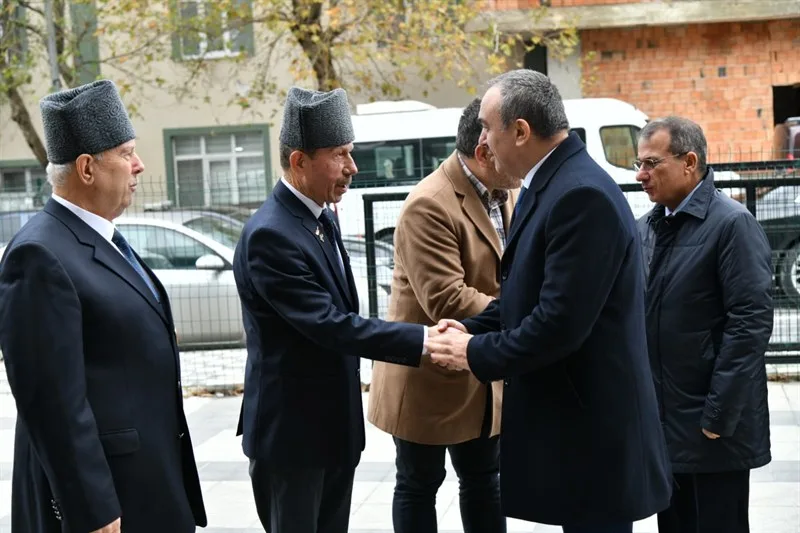 Vali Soytürk Gaziler Derneğini Ziyaret Etti Vali Soytürk Gaziler Derneğini Ziyaret Etti