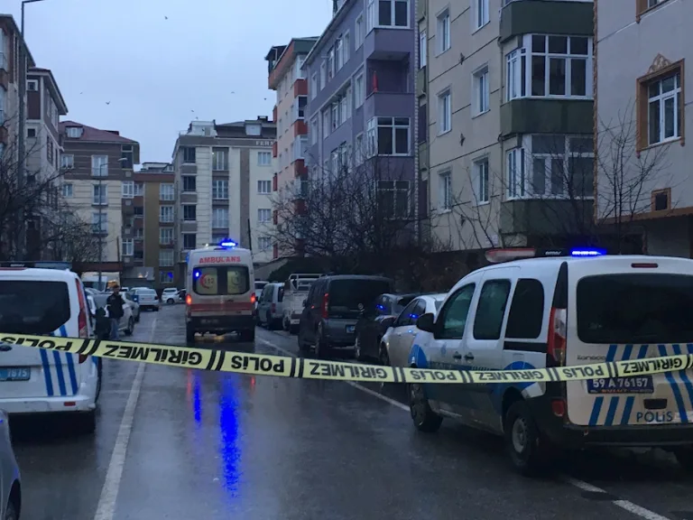İple Kendini Astı, Sağlık Ekipleri Uzun Müdahale Sonrası Yaşama Döndürdü!