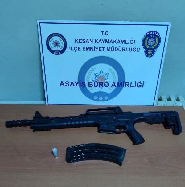 Asker uğurlama konvoyunda av tüfeğiyle havaya ateş açan şüpheli yakalandı