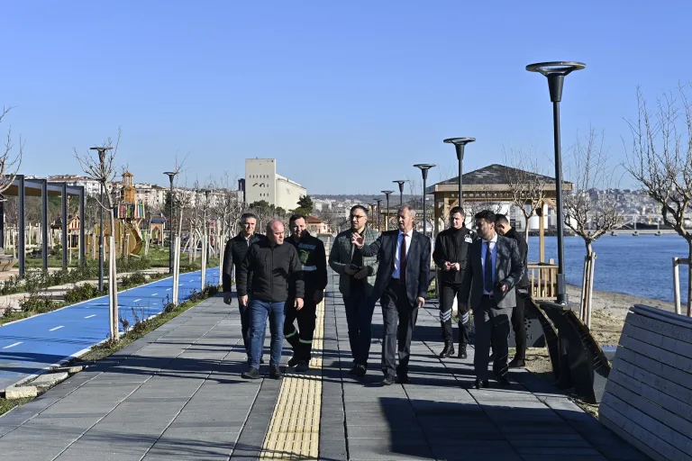 Başkan Uzunlar Yapımı Süren Projeleri İnceledi