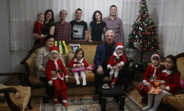 Başkan Yüksel Yılbaşı Gecesinde Vatandaşları Ziyaret Etti
