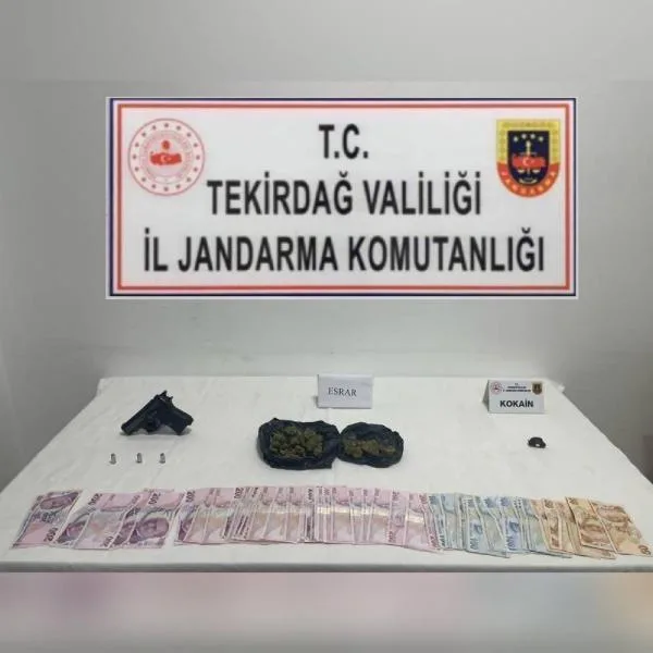 Çerkezköy’de bir evde çok sayıda uyuşturucu ele geçirildi
