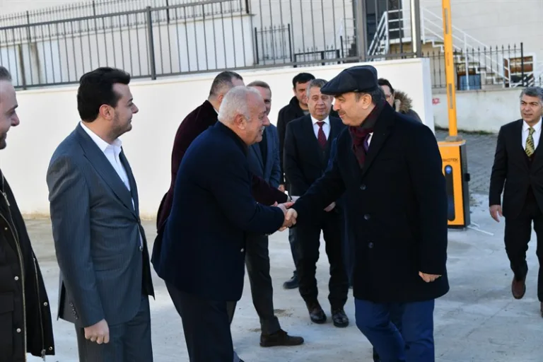 Vali Soytürk Hayırseverler Tarafından Yaptırılan Özel Eğitim Okulunu Ziyaret Etti
