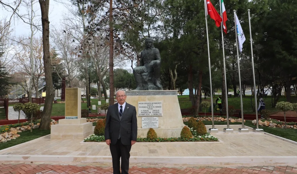 BAŞKAN ALBAYRAK 2. FERENC RAKOCZİ ANITI VE ETRAFINDAKİ ÇEVRE DÜZENLEME ÇALIŞMALARINI İNCELEDİ BAŞKAN ALBAYRAK 2. FERENC RAKOCZİ ANITI VE ETRAFINDAKİ ÇEVRE DÜZENLEME ÇALIŞMALARINI İNCELEDİ