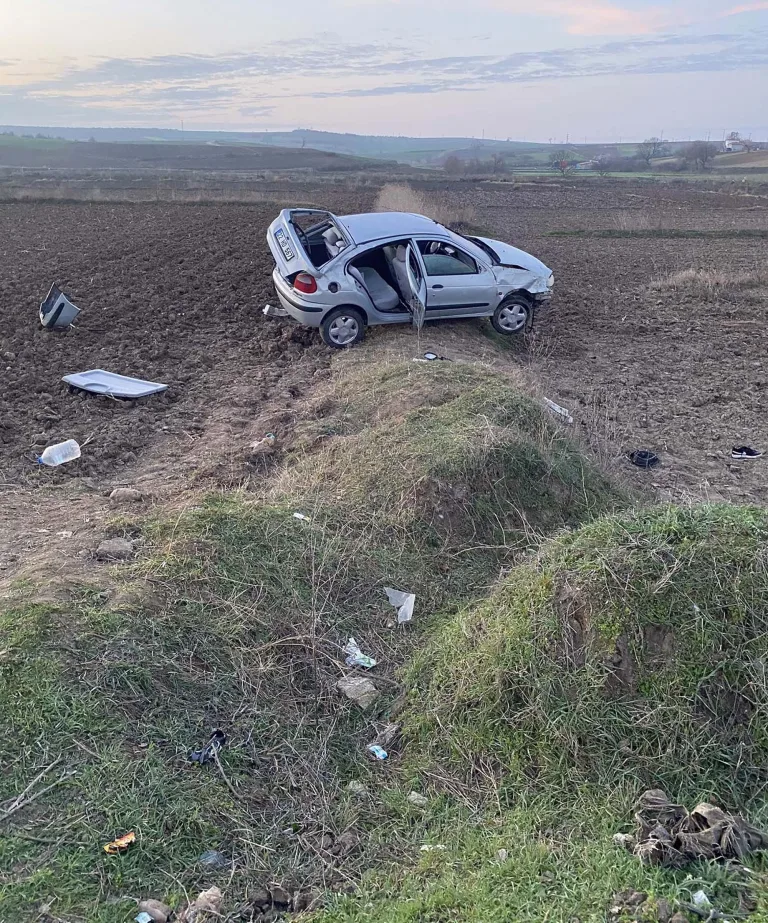 Takla Atan Otomobilde Sürücü Hayatını Kaybetti