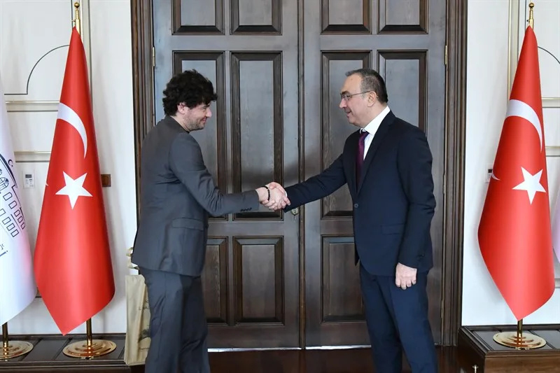 Macar Sanatçılar Vali Soytürk’ü Ziyaret Etti Macar Sanatçılar Vali Soytürk’ü Ziyaret Etti