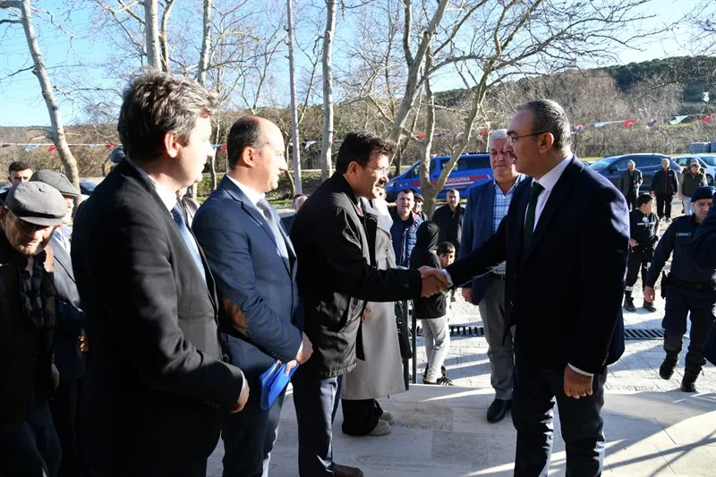 Malkara İlçemizde Vatandaşla Buluşma Toplantısı Düzenlendi Malkara İlçemizde Vatandaşla Buluşma Toplantısı Düzenlendi