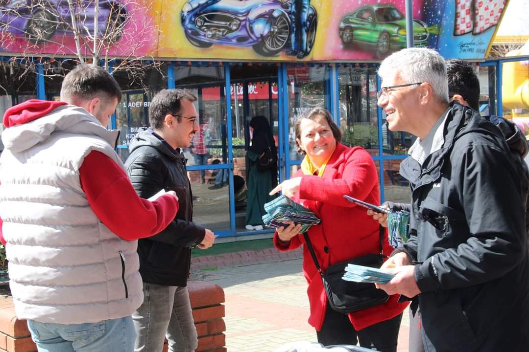 Her Sokağı Gezip, Her Vatandaşımıza Dokunacağız Demiştik! Her Sokağı Gezip, Her Vatandaşımıza Dokunacağız Demiştik!