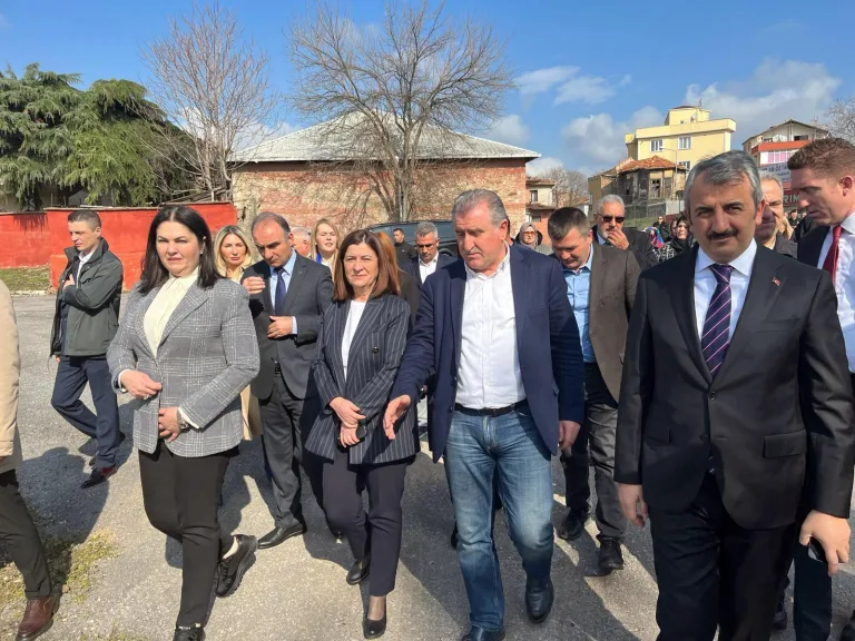Bakan Bak: Edirne’yi Balkanlar’ın spor merkezi yapmaya çalışıyoruz (2)