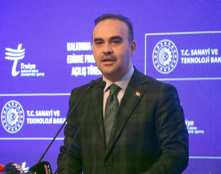 Bakan Kacır: Edirne’yi kültürde, turizmde, sanayide ve eğitimde öncü şehirlerimiz arasına katacağız