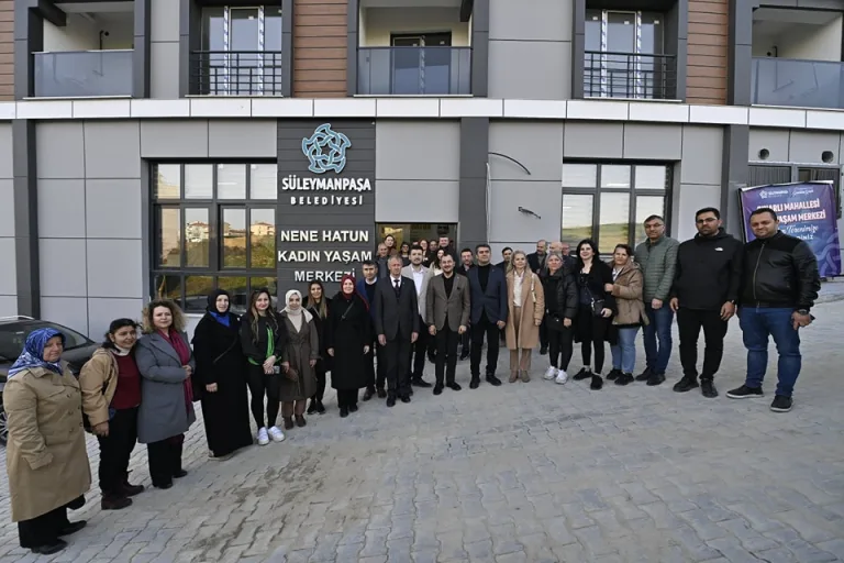 Çınarlı Mahallesi Nene Hatun Kadın Yaşam Merkezi tanıtım toplantısı düzenlendi