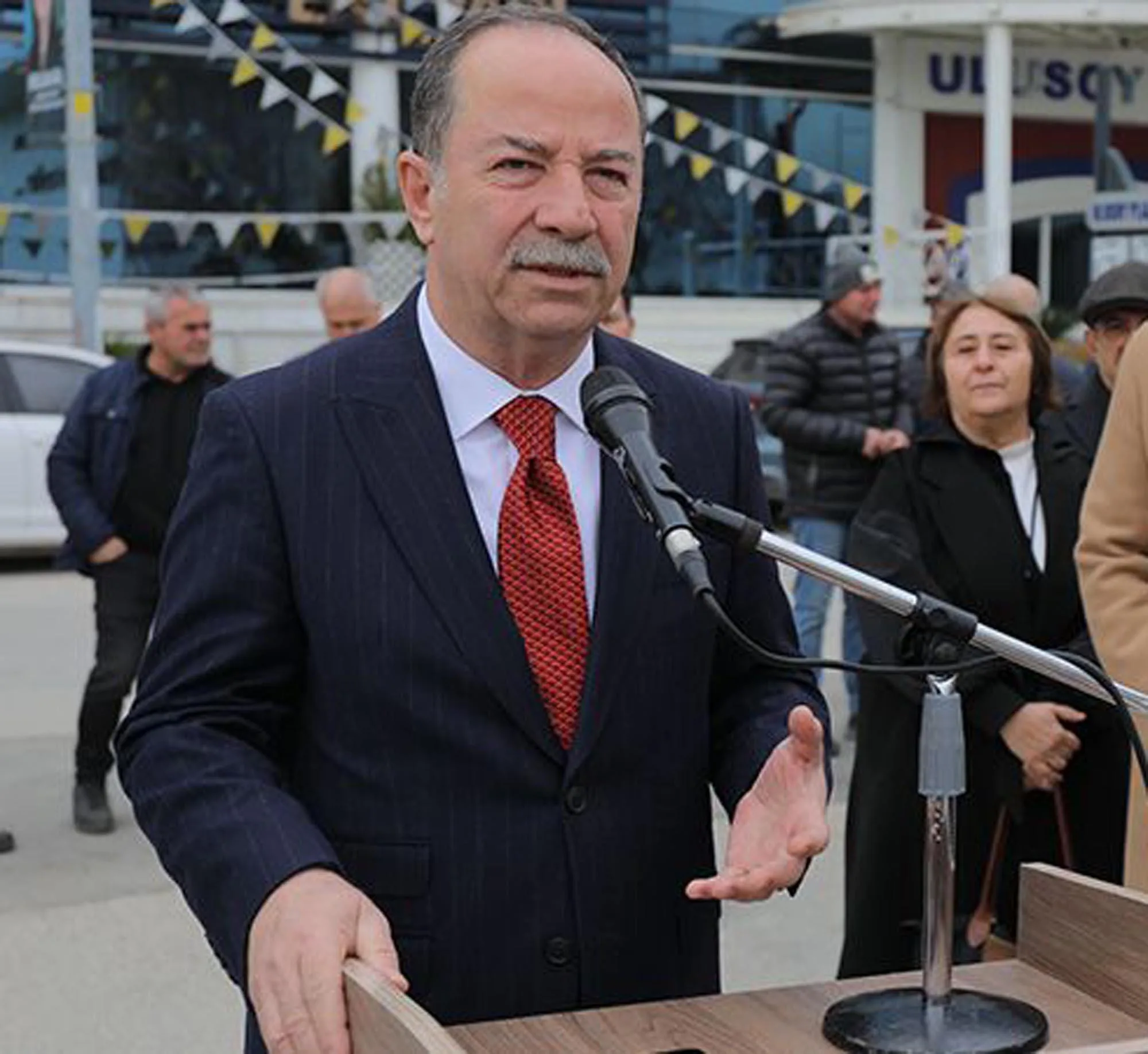 Edirne Belediye Başkanı Gürkan anjiyo olup, tedaviye alındı Edirne Belediye Başkanı Gürkan anjiyo olup, tedaviye alındı