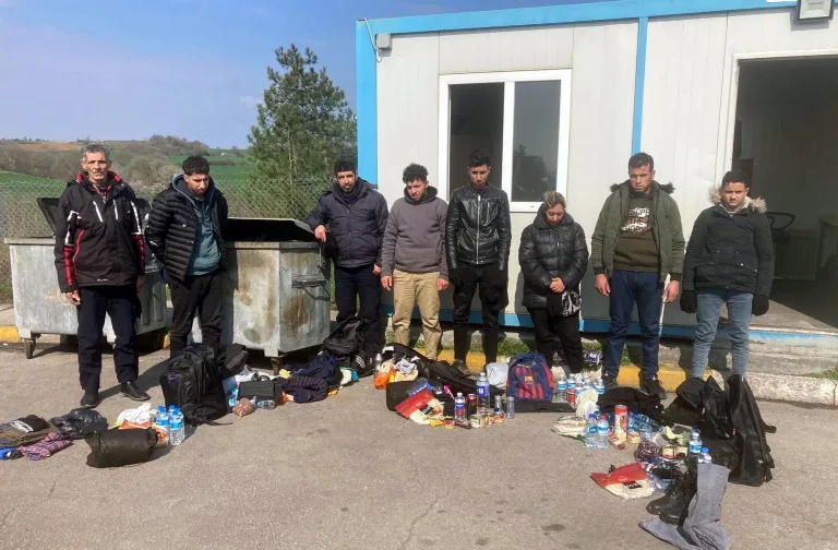 Edirne’de 8 kaçak göçmen yakalandı