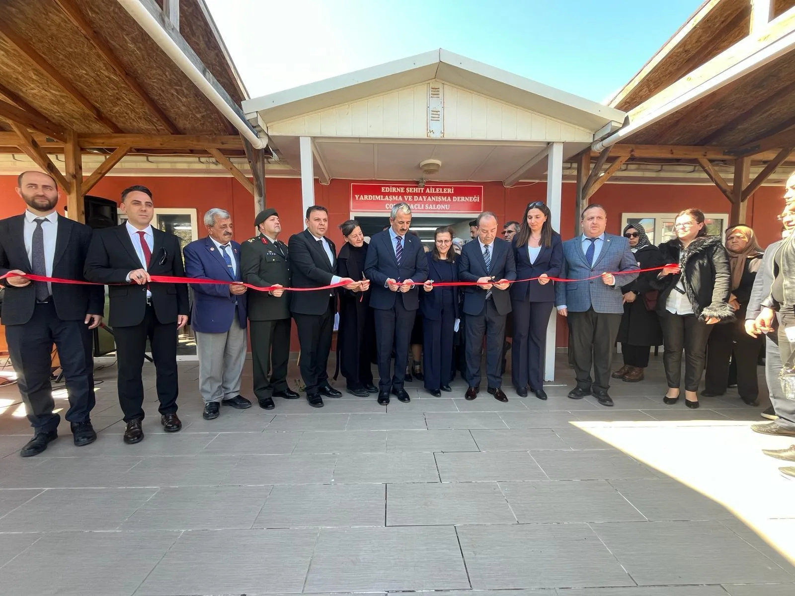 Edirne’de şehit yakınlarından ‘Şehidimin Ardından Göz Nuru’ sergisi Edirne’de şehit yakınlarından ‘Şehidimin Ardından Göz Nuru’ sergisi