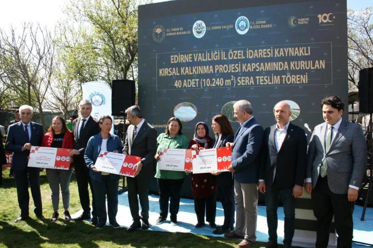 Edirne’de ‘Sera Kurulumu’ projesinde 40 üreticiye sera dağıtıldı