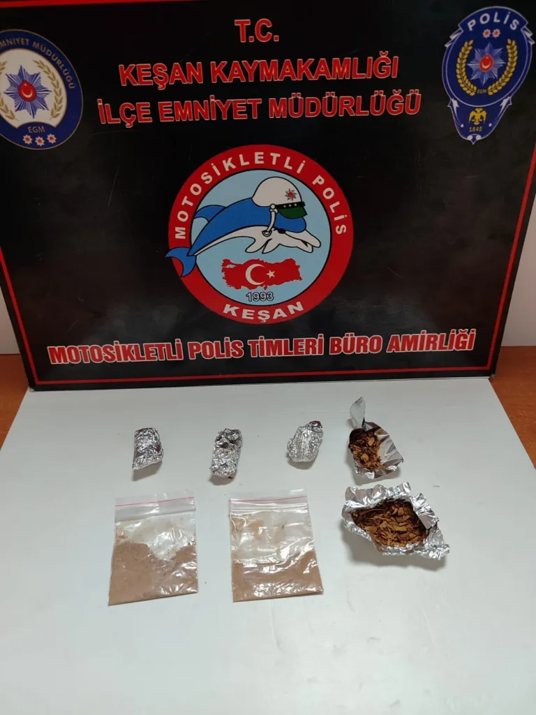 Edirne’de uyuşturucuyla yakalanan 2 şüpheliye gözaltı
