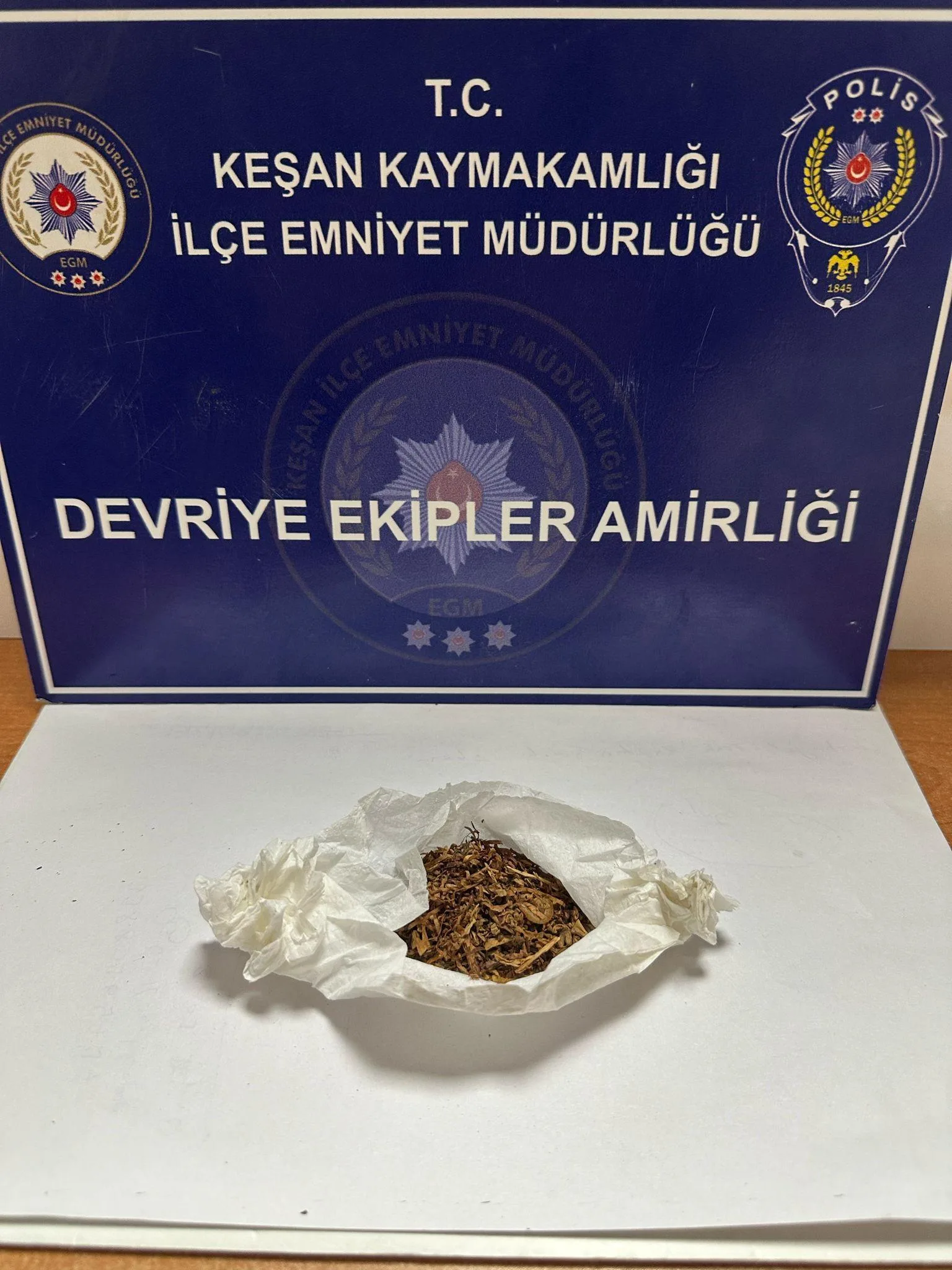 Edirne’de uyuşturucuyla yakalanan 3 şüpheliye gözaltı Edirne’de uyuşturucuyla yakalanan 3 şüpheliye gözaltı