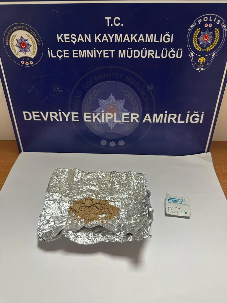 Edirne’de uyuşturucuyla yakalanan 6 şüpheliye gözaltı
