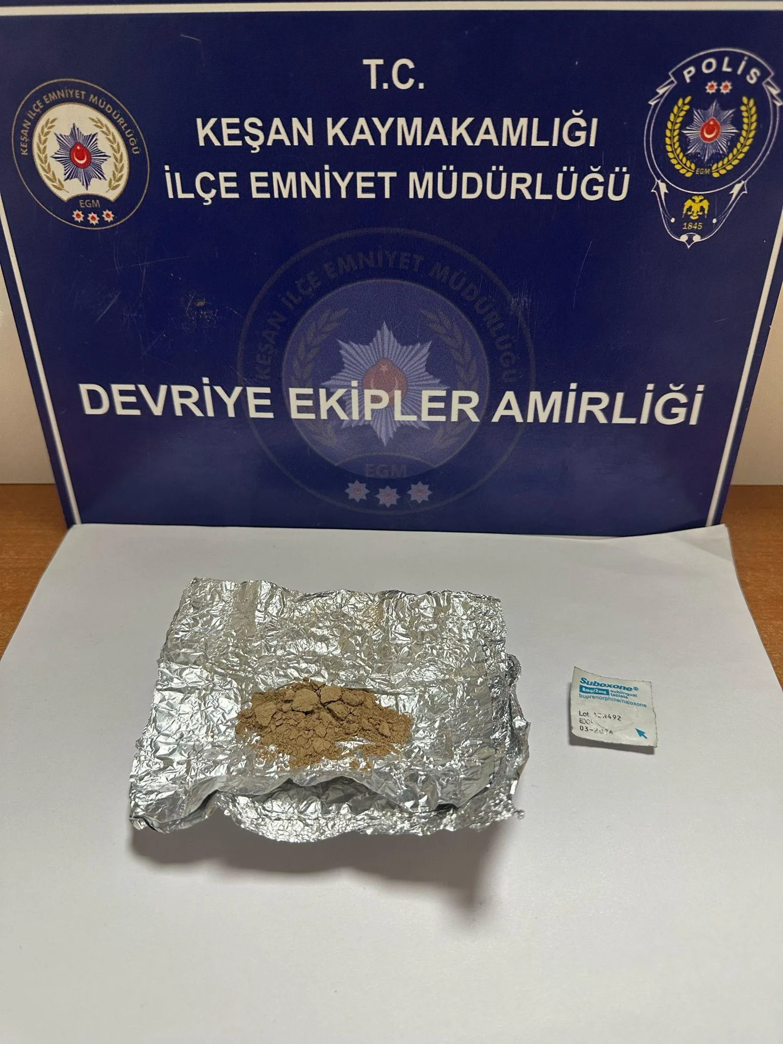 Edirne’de uyuşturucuyla yakalanan 6 şüpheliye gözaltı Edirne’de uyuşturucuyla yakalanan 6 şüpheliye gözaltı