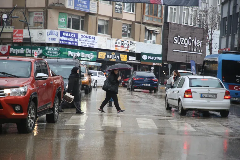 Keşan’da sağanak etkili oldu