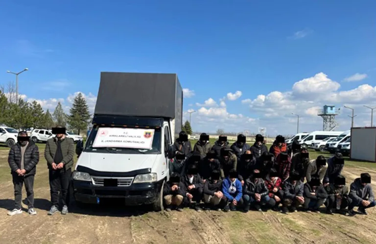 Kırklareli’de 111 düzensiz göçmen yakalandı; 4 organizatör tutuklandı