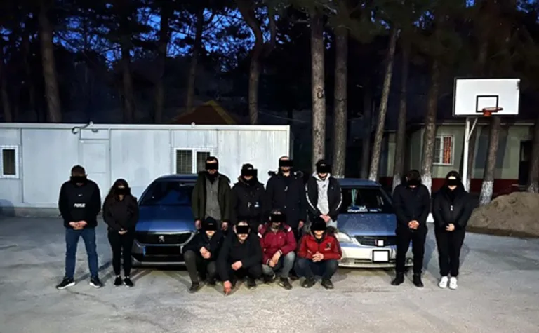 Kırklareli’de 8 düzensiz göçmen yakalandı
