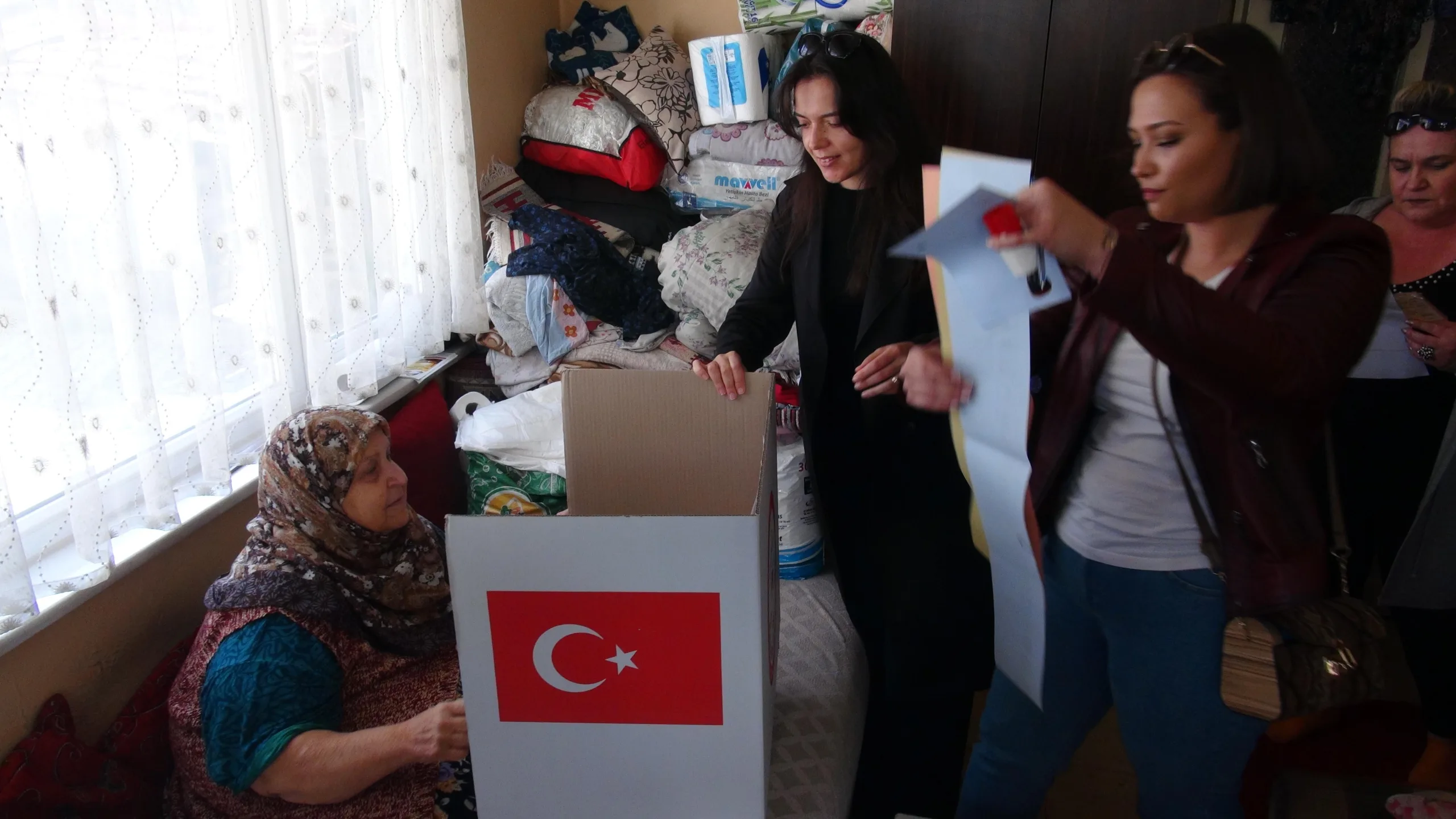 Oyunu seyyar sandıkta kullanan hasta: Beni unuttunuz, diye üzülüyordum Oyunu seyyar sandıkta kullanan hasta: Beni unuttunuz, diye üzülüyordum