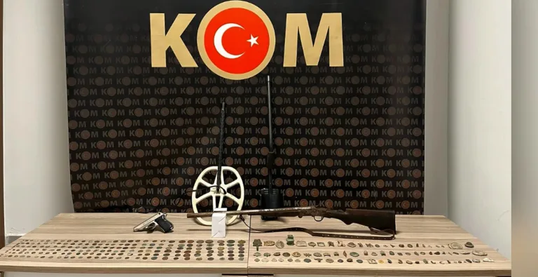 266 Sikke ve Obje Ele Geçirildi