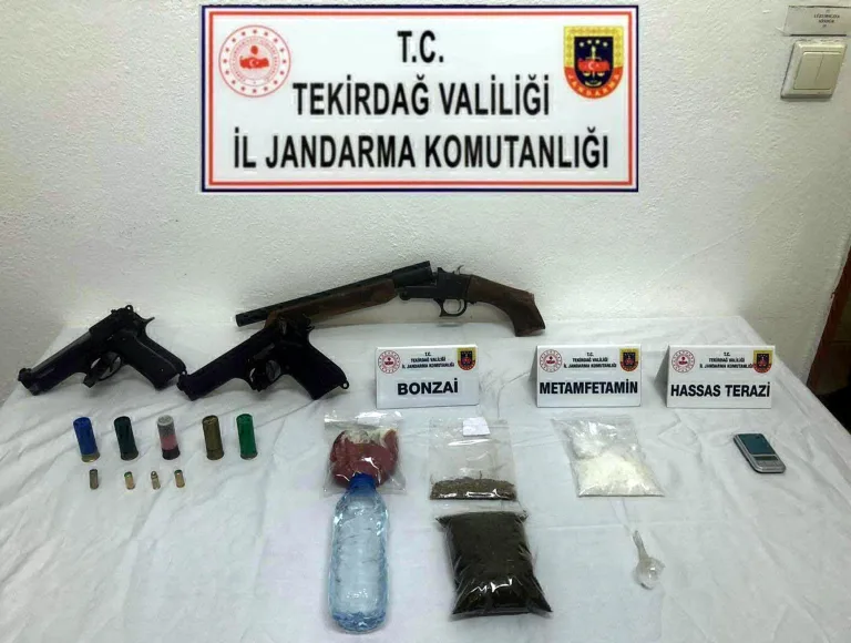 Tekirdağ’da Uyuşturucu Ticareti Yapan 2 Şüpheli Yakalandı
