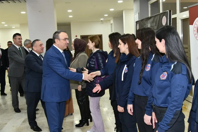 Vali Soytürk Tekirdağ 1 Nolu Tipi Kapalı Ceza İnfaz Kurumu Resim ve El Sanatları Sergisi’nin Açılışını Yaptı