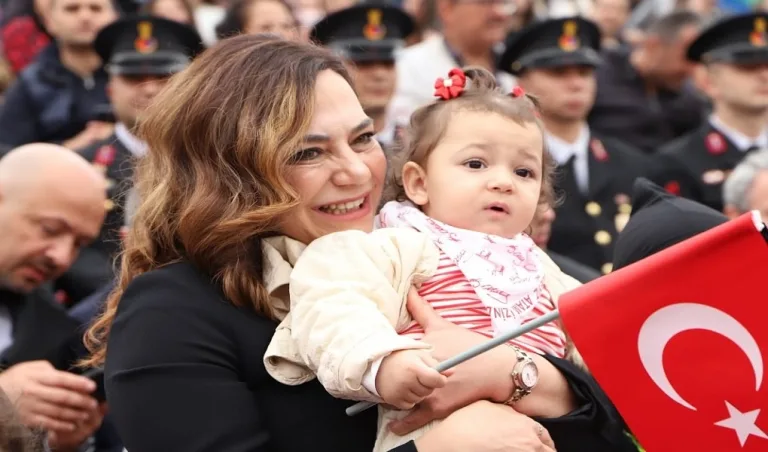 23 NİSAN TEKİRDAĞ’DA COŞKUYLA KUTLANDI