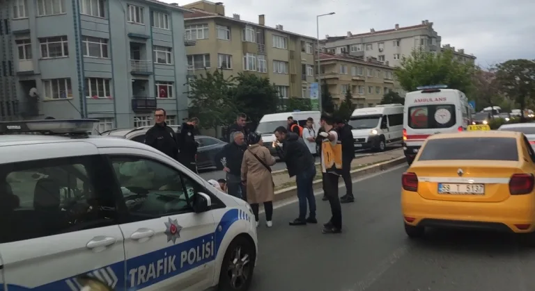 Trafikte Kavga: 3 Kişi Yaralandı