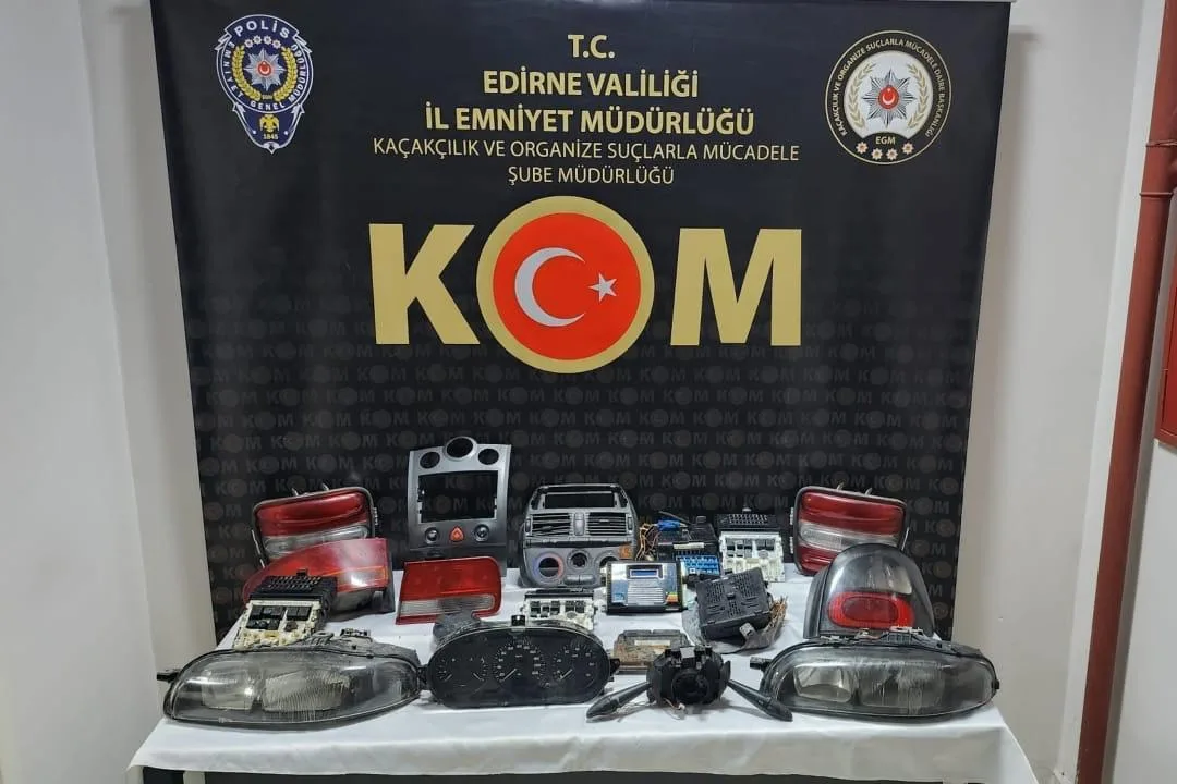 Edirne’de gümrük kaçakçılığı operasyonları Edirne’de gümrük kaçakçılığı operasyonları