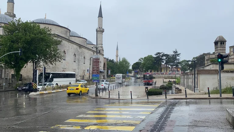 Edirne’de sağanak etkili oldu