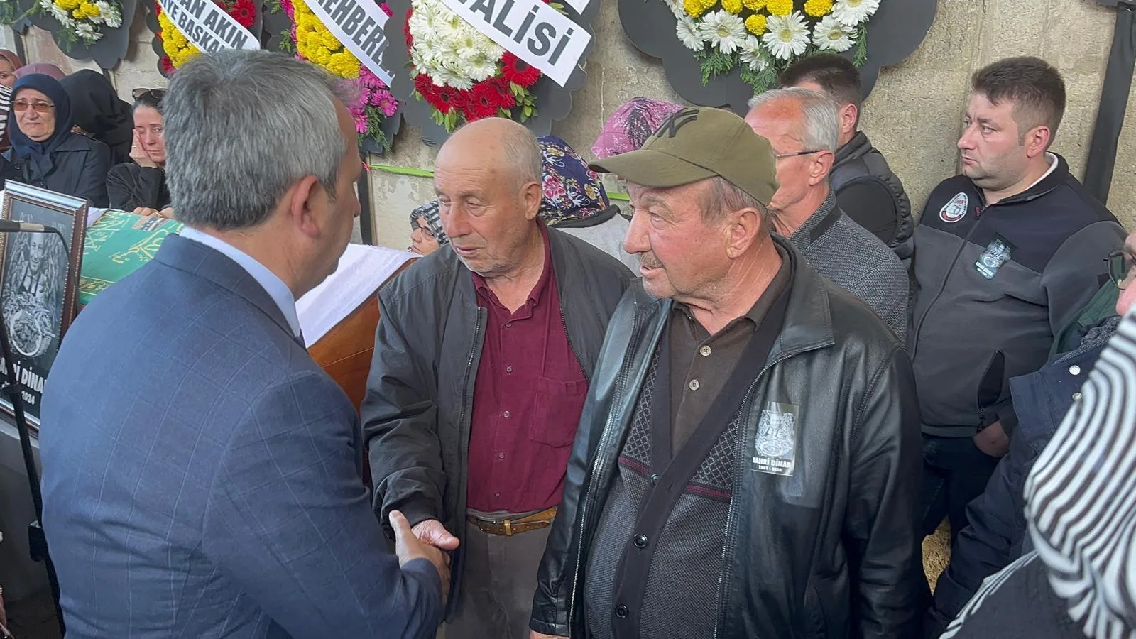 Edirne’nin ‘turizm elçisi’, kalp krizinden öldü (2) Edirne’nin ‘turizm elçisi’, kalp krizinden öldü (2)