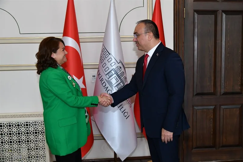 Ergene Belediye Başkanı Vali Soytürk’ü Ziyaret Etti Ergene Belediye Başkanı Vali Soytürk’ü Ziyaret Etti