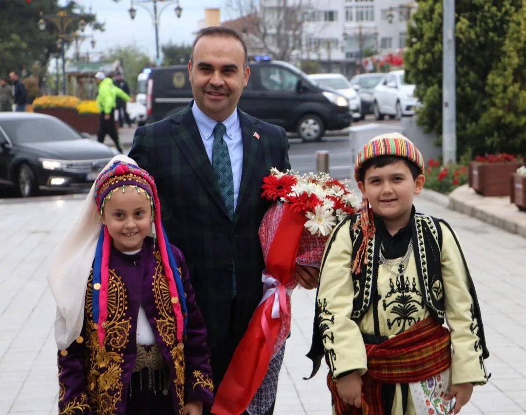 Bakan Kacır: Kritik teknolojileri üreten Türkiye’yi inşa ediyoruz (2) Bakan Kacır: Kritik teknolojileri üreten Türkiye’yi inşa ediyoruz (2)