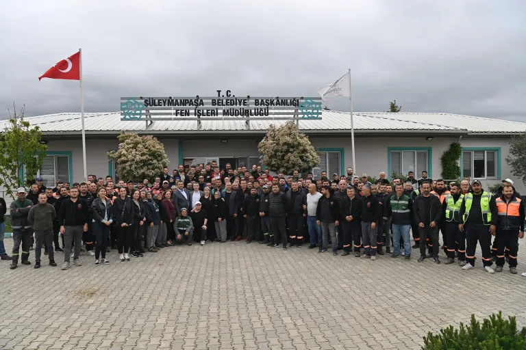 Başkan Nallar Belediye Emekçilerinin İşçi Bayramını Kutladı